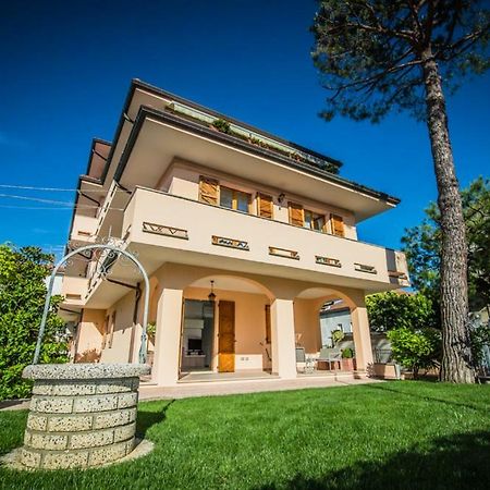 Appartamenti Vicino Al Mare Civitanova Marche Eksteriør billede