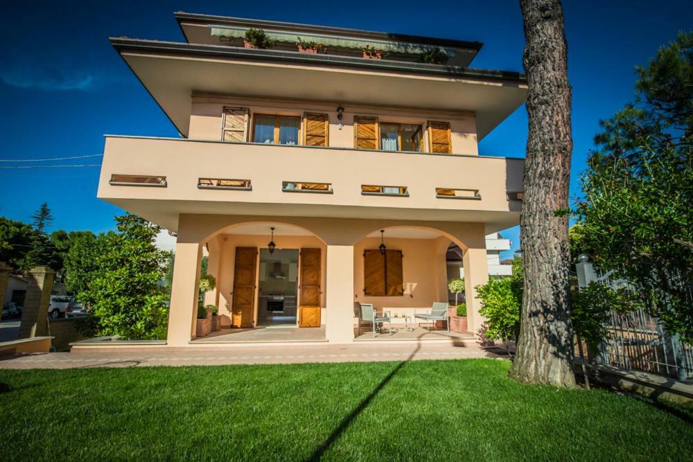 Appartamenti Vicino Al Mare Civitanova Marche Eksteriør billede